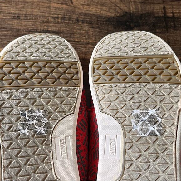 TOMS Del Rey Red and Gray Design Lace Up Sneakers Shoes Size 7.5 - Picture 8 of 10